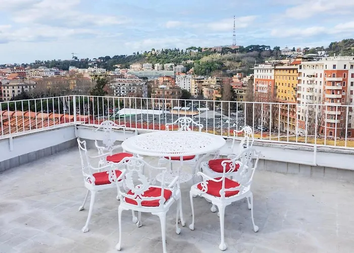 Attico Vista Panoramica San Pietro Luxury Sleep Appartement